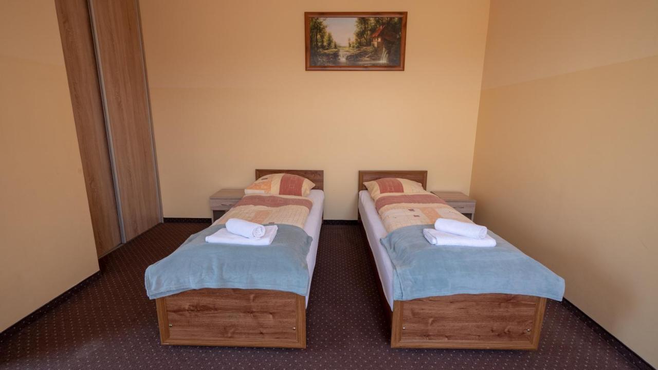 Osrodek Rekreacyjno - Wypoczynkowy Beskidek Hotel Gilowice  Exterior photo